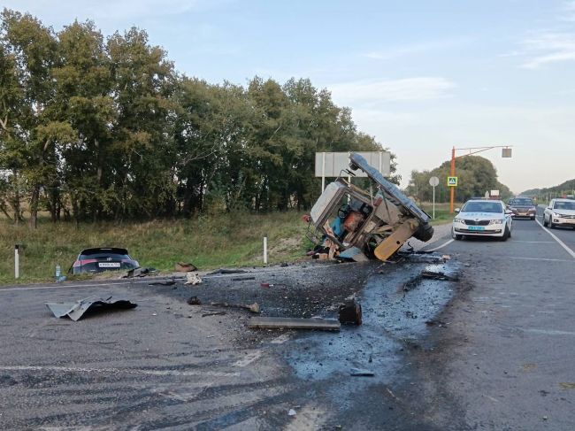 Серьезное ДТП произошло 24 августа на трассе Новосибирск-Ленинск-Кузнецкий  Авария произошла на 219-ом..