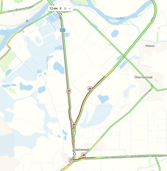 ⛔️ 12-километровая пробка на трассе М4 и 6 км на обходе Ростова в сторону юга. Причина: сгоревшая вечером фура,..