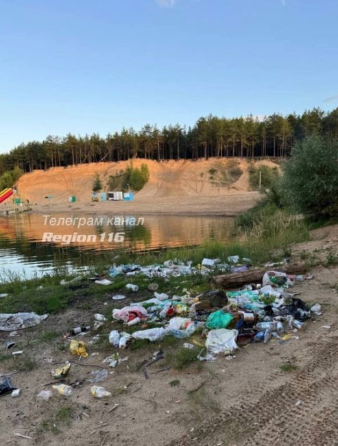 В Изумрудном озере такая плачевная..