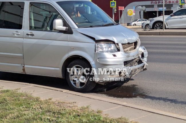 Серьезное ДТП осложнило движение на Московском шоссе в Самаре 22 августа  Расскажем подробности  В четверг, 22..