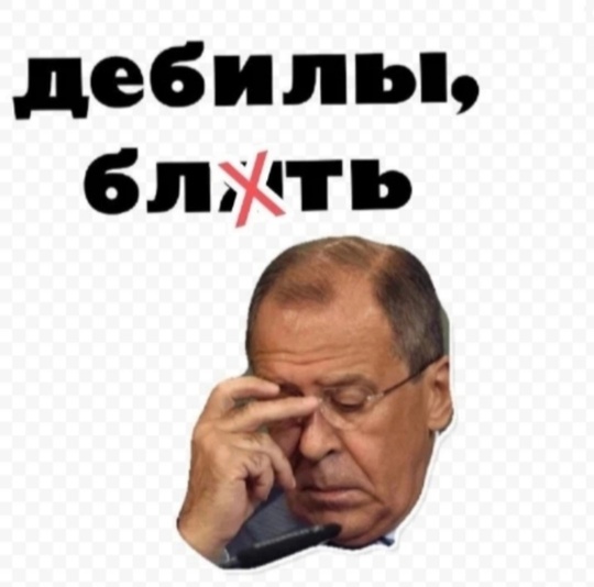 В Петербурге одним стрит-артом меньше: на Петроградке в ходе ремонта фасада закрасили диплодока на..