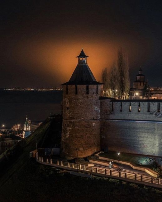 ночи доброй🖤  фото:Алексей..