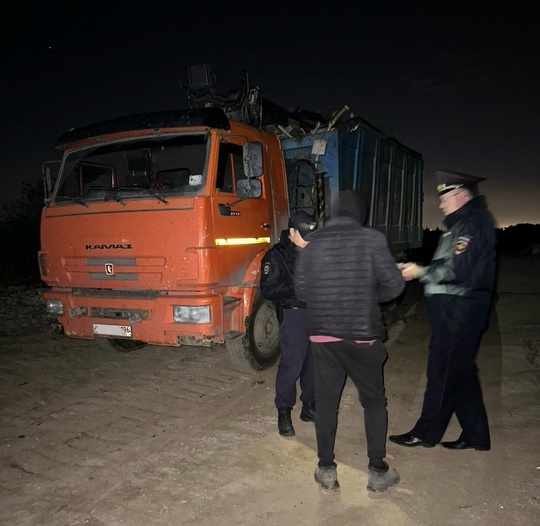 Под Екатеринбургом разрастается свалка, закрытая прокуратурой с подачи депутата Вихарева 
Экологи..