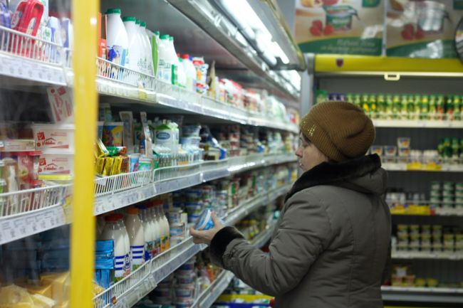 Молока в достатке!  В Новосибирской области опровергли исчезновение молочной продукции в магазинах...