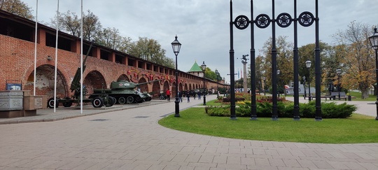 Октябрь уже завтра💙  фото: Алексей..