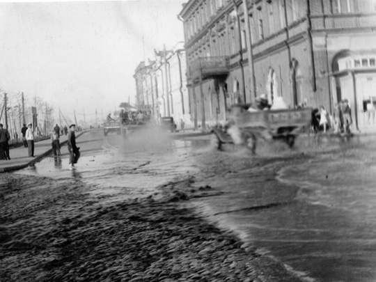 Нижневолжская набережная. Конец 1940-х гг.💙
Вид от Речного..