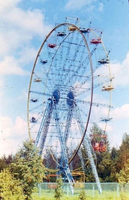 Колесо обозрения в парке им. Ленинского Комсомола (Швейцария), 70-е..