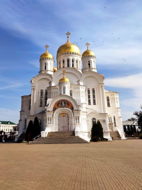 Дивеево ❤
Это место силы. 
Это особая земля.
Это особый кусочек нашей планеты...