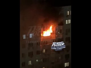 🔥 Сильный пожар в квартире на Юфимцева, 10/1. Предварительно, пострадавших нет.  ⚠ Видео могут смотреть только..