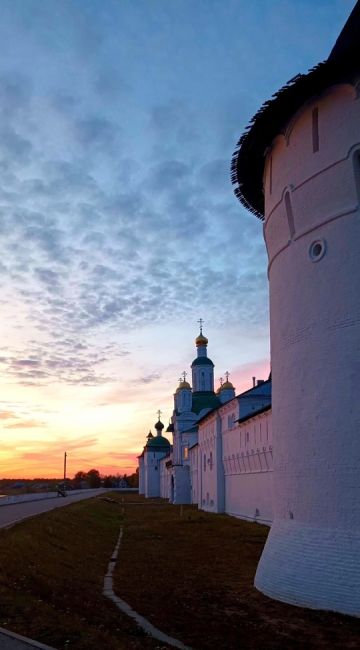 💙Макарьевский монастырь 
фото: Наталья..