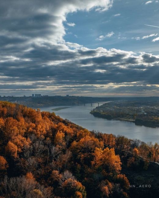 Парк «Швейцария» в осенней красе🍁 
Фото: Игорь..