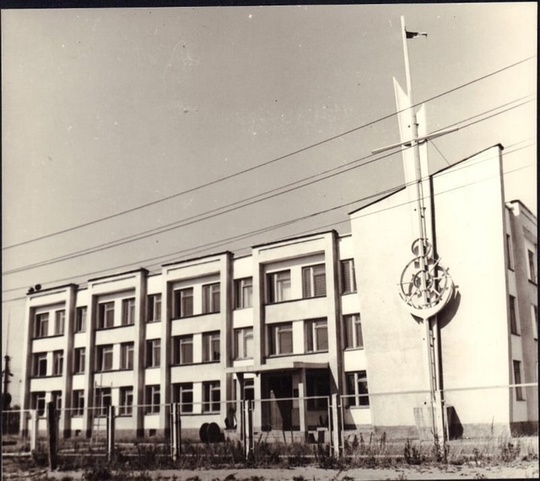 г.Горький 1981 год.💙
ул.Гордеевская., Здание Горьковского детского речного..