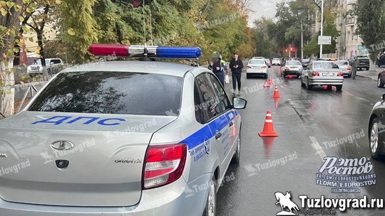 ⚠ 17-летнего парня в форме МЧС сбили на Баклановском проспекте в Новочеркасске!  Во время перехода по "зебре" у..