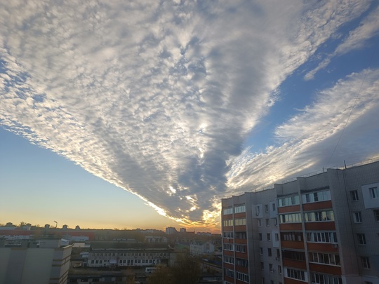 💙 Сегодня был невероятный закат  Кто тоже видел, делитесь..