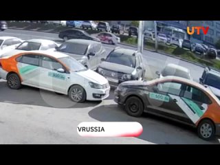 ⚡Массовое ДТП в Уфе: автобус "Башавтотранс" наехал на 13 (!) припаркованных авто 
По некоторым данным,..