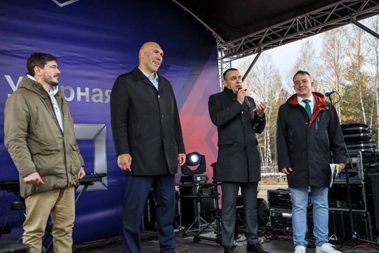 🗣️ Николай Валуев сегодня посетил Дзержинский завод имени Свердлова.  В честь этого события на предприятии..