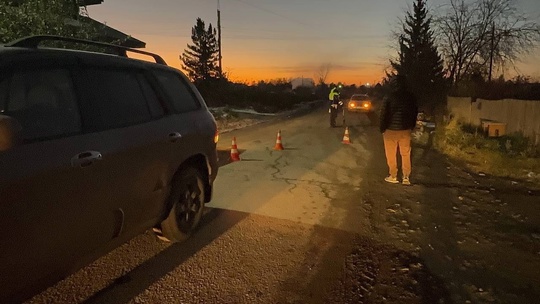 12-летнюю девочку сбил водитель Hyundai, когда она переходила дорогу в неположенном месте на улице Трактористов...