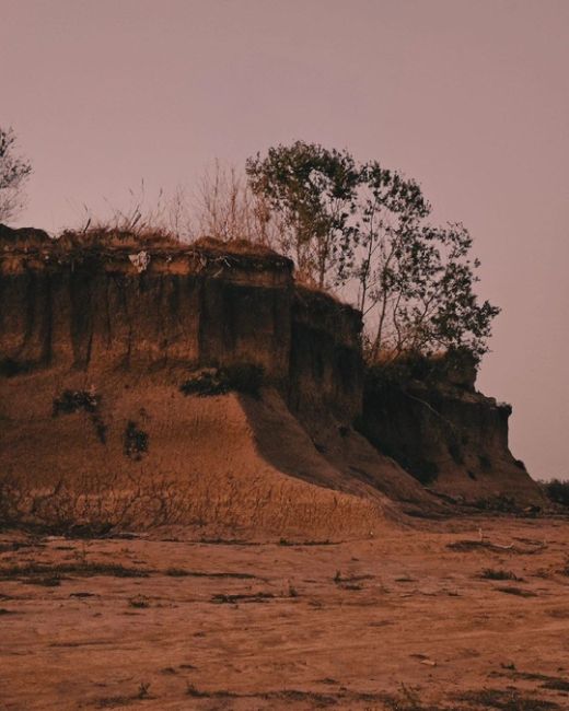 Краснодарское водохранилище сейчас  Выглядит почти как декорация для фильмов Вильнёва.  Фото: Анна..