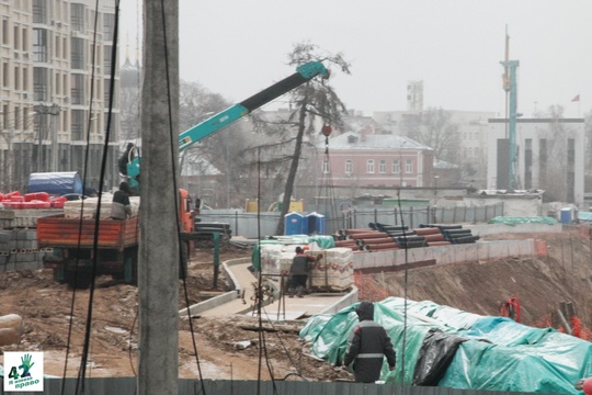 🏗🌳🚜  Что происходит в Почаинском овраге?  Из-за работ перекрыто автомобильное движение по Лыковой дамбе,..