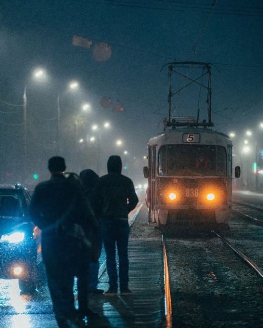 Вечер опустился на город 🌃..