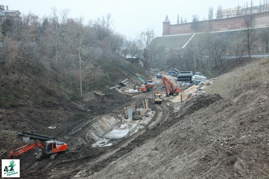 🏗🌳🚜  Что происходит в Почаинском овраге?  Из-за работ перекрыто автомобильное движение по Лыковой дамбе,..