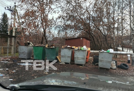 👀 «Любуемся свалкой у домов, но все отвечает нормам, говорят в администрации»  Фото свалки возле..