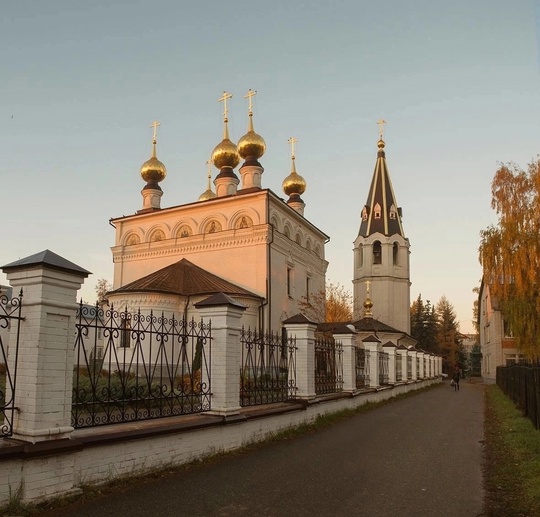 Осенний Городец💙 
Автор фото: Алексей..