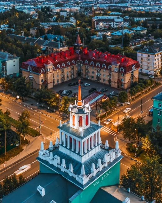 С какой фотографии в карусели вы узнали город? 
Бывали..