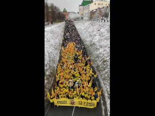 🗣️ Показываем, как сейчас по Зеленскому съезду двигается крестный..