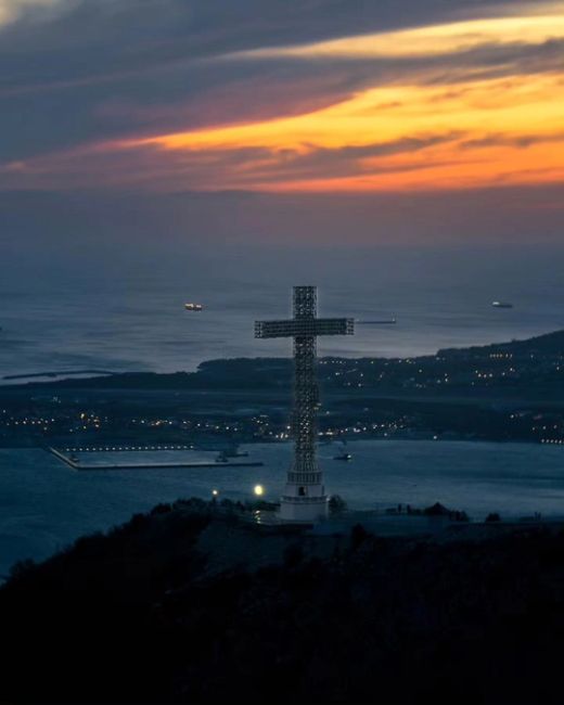 Спонсоры заката сегодня горы Геленджика и
Фото:..