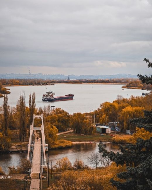 Фотопрогулка по портовому городу Азов. 
Фото: Квасов..