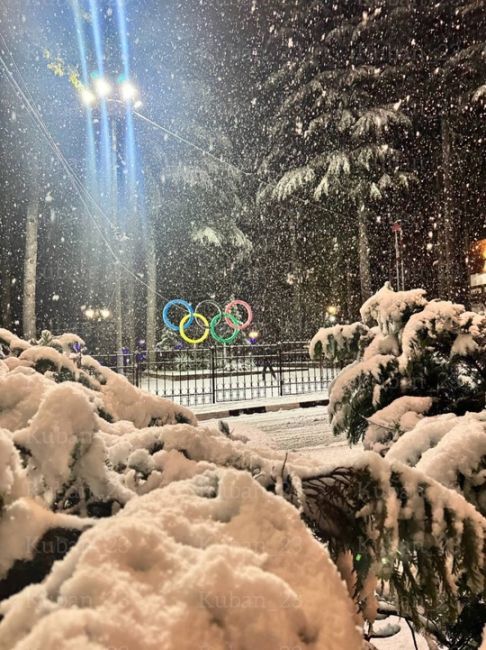 ❄️ Снежная сказках в горах Красной..