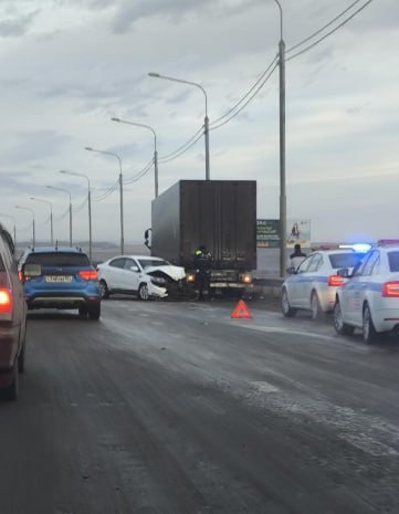 Три аварии подряд – на трассе в сторону Сосновоборска, также ряд аварий на Енисейском тракте и в сторону..