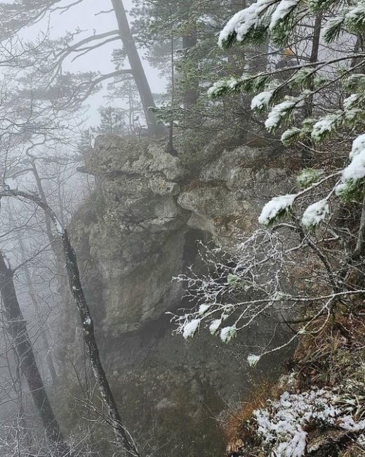 Заснеженное Гуамское ущелье + тот паравозик  спасибо..