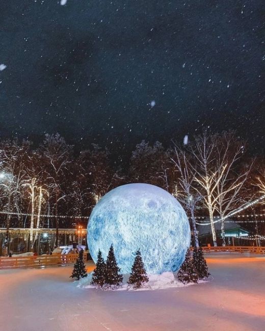 ⛸️ Ледовый каток в парке «Швейцария» откроется 1 декабря.  Площадка начнёт работать в 10:00, катания будут..