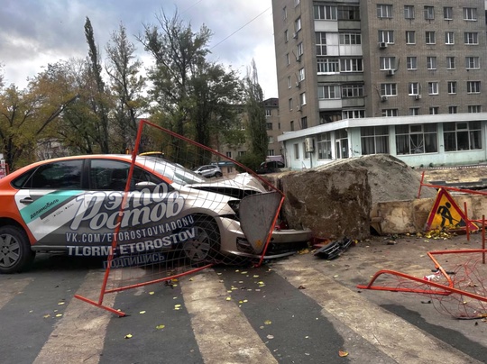 🚘 Водитель каршеринга влетел в ремонтные работы на 2-Краснодарской и сбежал. Выразил..