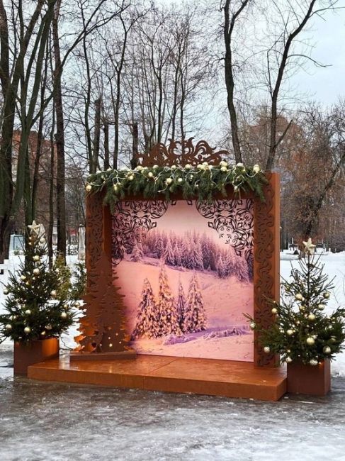 🗣️ В парках Нижнего Новгорода появились новогодние..