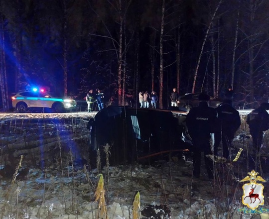 😱 Ночью в Зеленом городе произошла страшная авария с участием подростков. 16-летний водитель, находившийся..