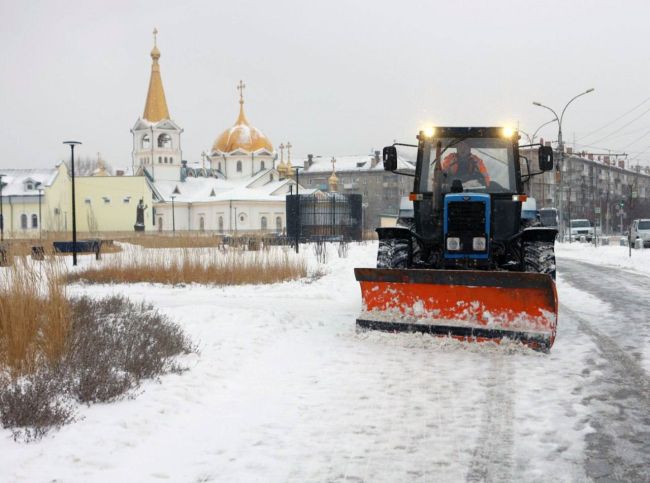 В Новосибирск поступили 63 новые машины для уборки улиц, а вскоре прибудут еще 49  Всего в городе насчитывается..