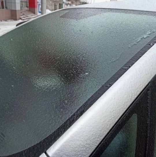 🌧В Петербурге и по области прошел ледяной дождь 
Неприятный сюрприз для..