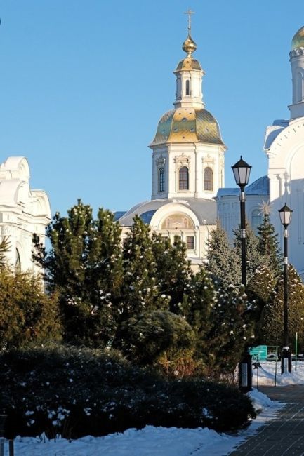 🗣️ Мороз и солнце в Дивеево  📸 Серафимо-Дивеевский женский..