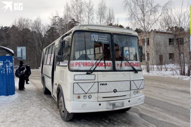 Под Новосибирском поселок Двуречье остался без единственного автобуса  Под Новосибирском жители поселка..