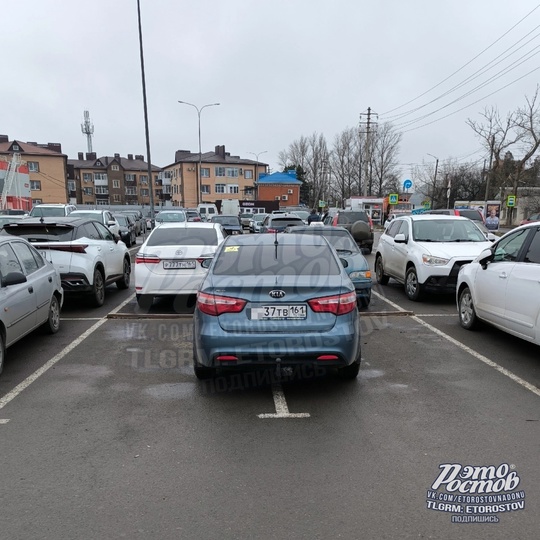 ♿️ «Дважды инвалид приехал за покупками», - сообщает подписчик паблика "Это..