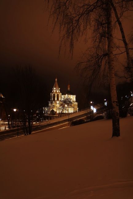 Ночи доброй🖤  фото: Дмитрий..