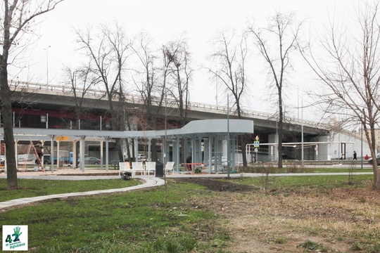 В Нижнем Новгороде благоустроен еще один сквер с романтическим названием "Общественная территория ул...