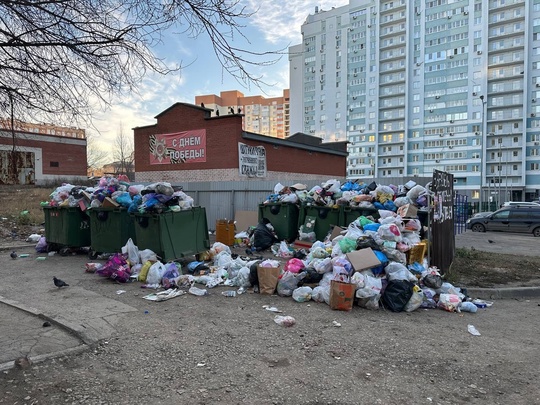 Ситуация с вывозом мусора в Самаре становится все хуже и..