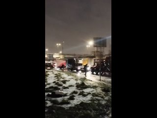 Второй день в Питере пробки как на дорогах, так и в метро 
Переход со станции Достоевская на..