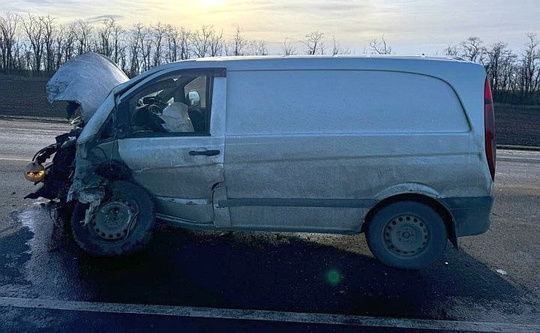 😥 Отец и сын погибли в ДТП в Ростовской области в Егорлыкском районе. 
🚑 Предварительно, 50-летний мужчина..