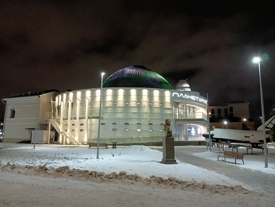 🗣️ ПЛАНЕТАРМЙ им Гречко🪐🪐🪐  Рядом поставили «Буран»  📍Революционная,..