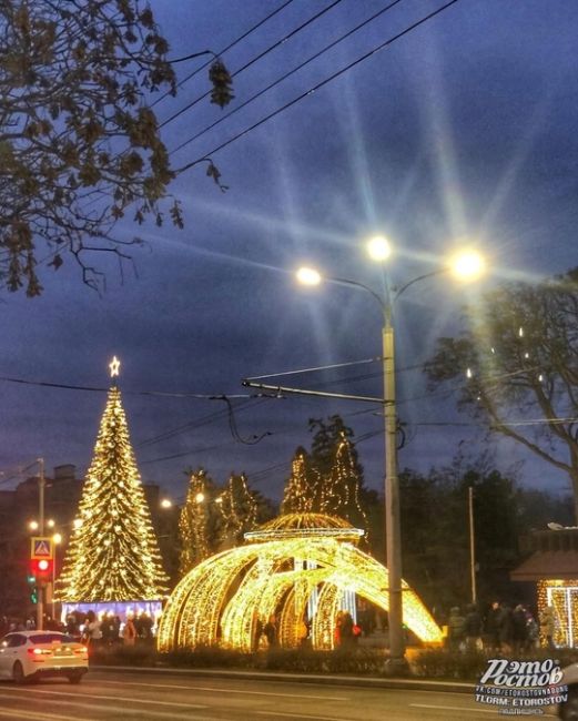 🎄✨️ Новогодний центр Ростова. Наслаждайтесь красотой, скоро всё..